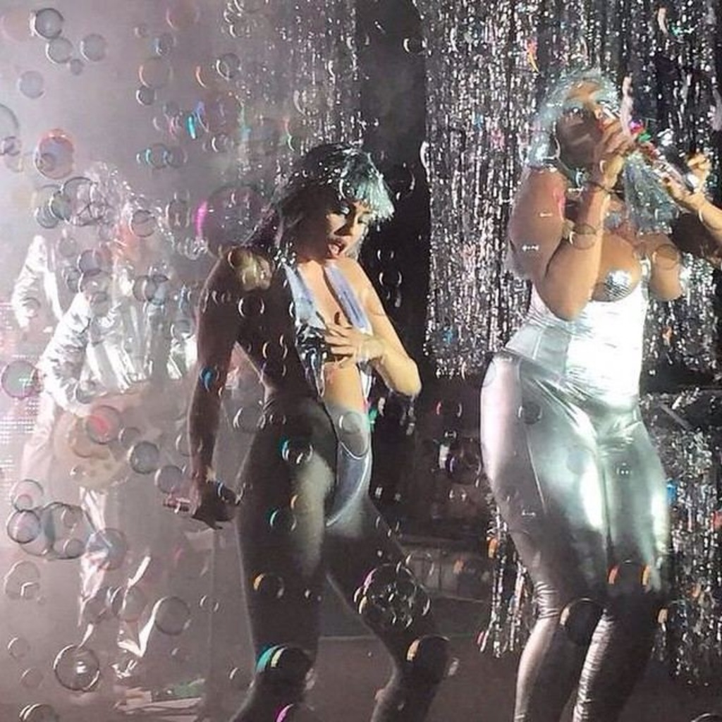 Miley Cyrus Hot Celebrity 05