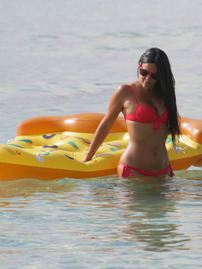 Claudia Romani In Pink Bikini