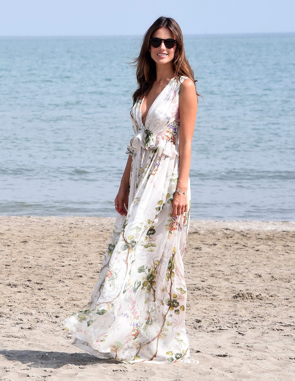Alessandra Ambrosio On Seaside 06