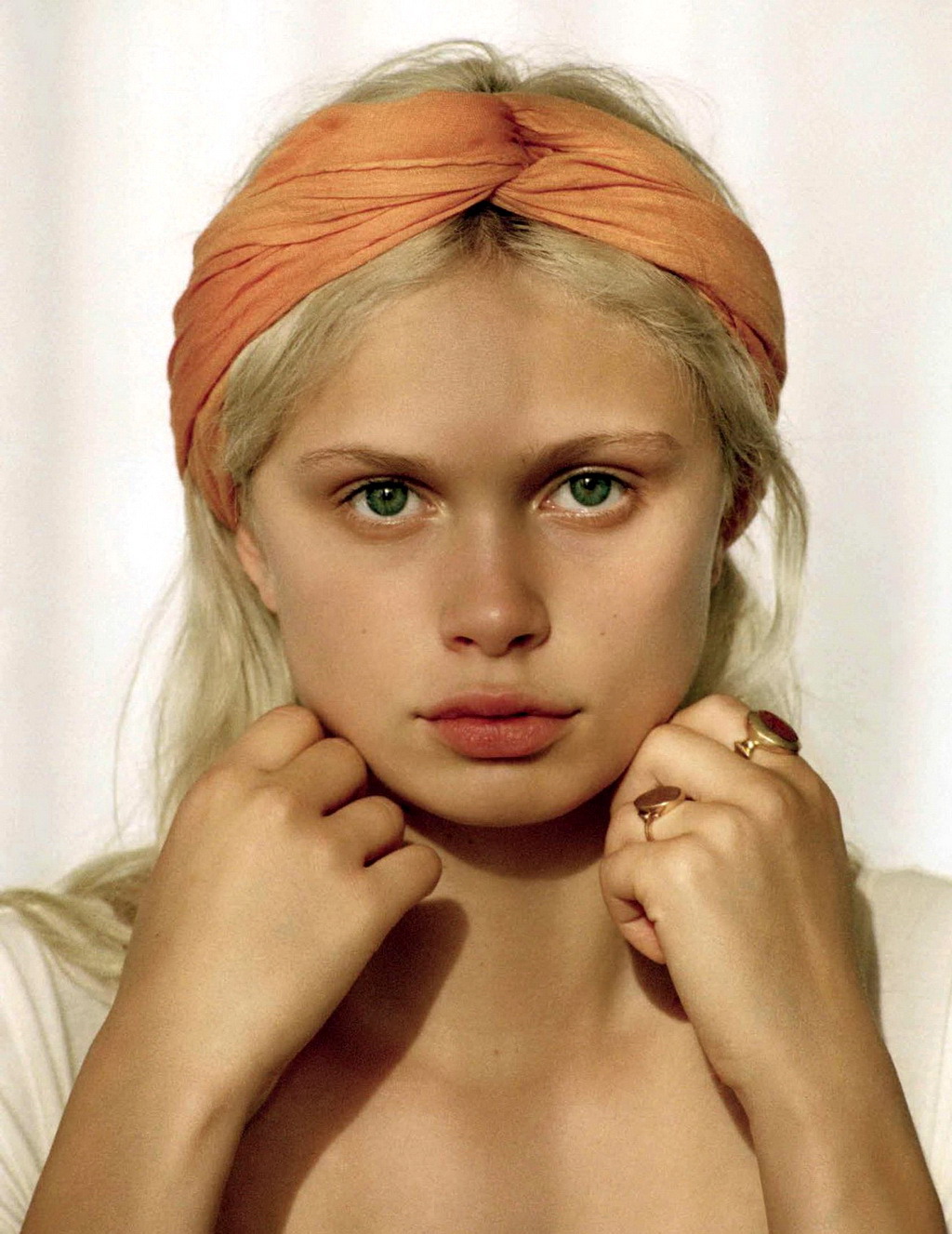 Delilah Parillo Shows Her Tits 06