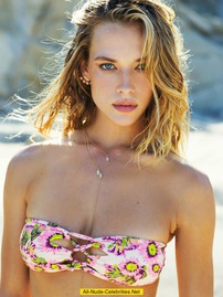 Hannah Ferguson In Sexy Bikini