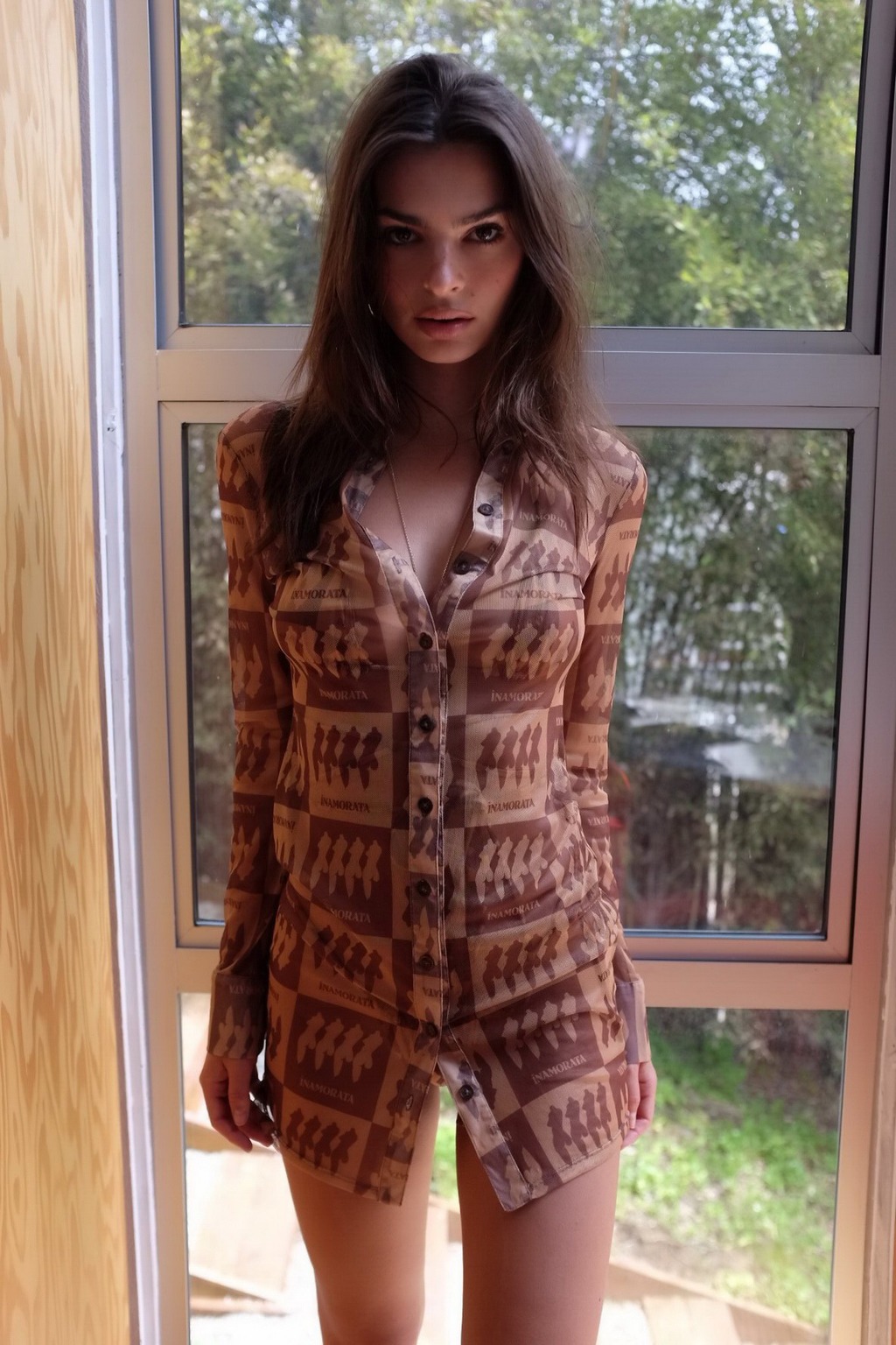Gorgeous Emily Ratajkowski 11