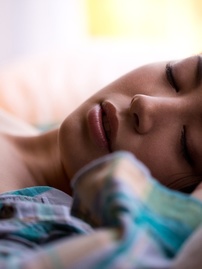 Daizy Haze In Bed