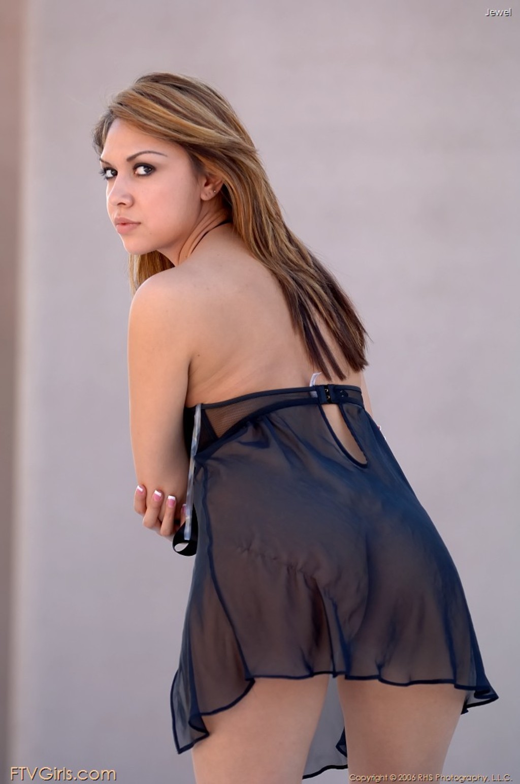 Marlena Sexy Babe Strips Her Lingerie 09