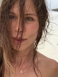 Rhona Mitra Showing Off Her Bare Boobs And Pussy