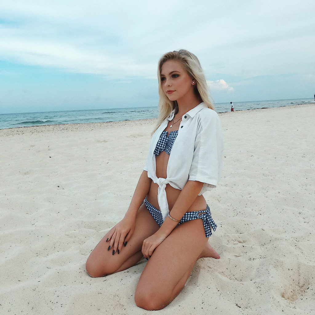 Cute Jordyn Jones 06