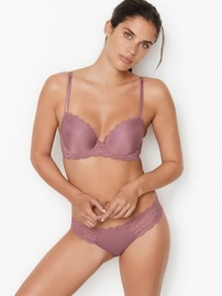 Sara Sampaio Posing In Sexy Lingerie