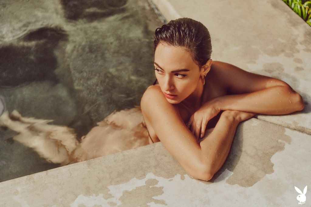 Genevieve Liberte Dips Her Perfect Natural Figure In The Pool 07