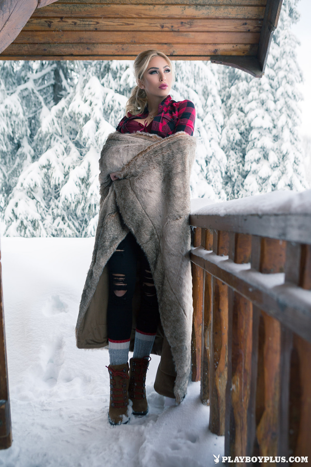 Khloe Terae Free Playboy Gallery 00