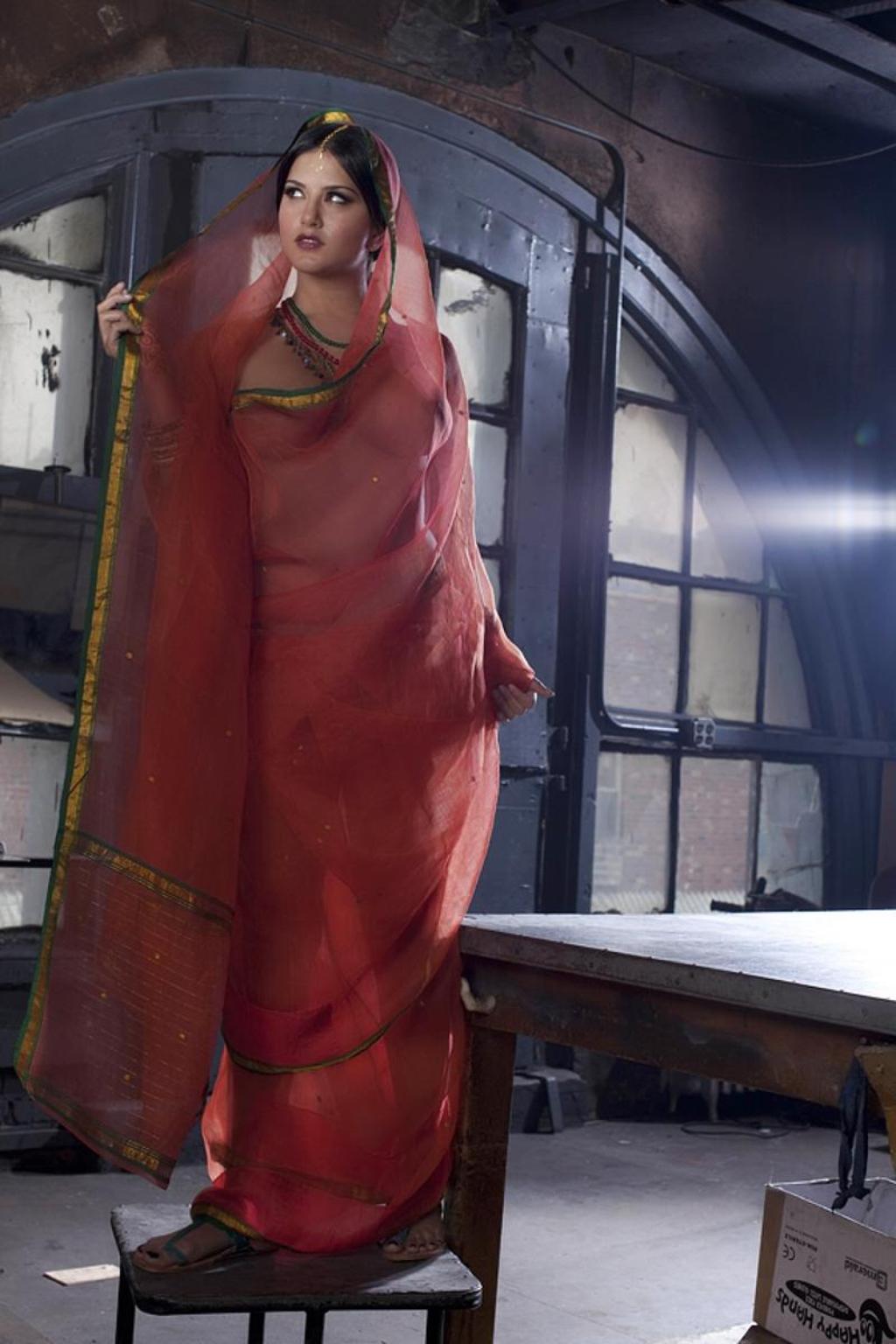 Sunny Leone Beautiful Indian Princess 05