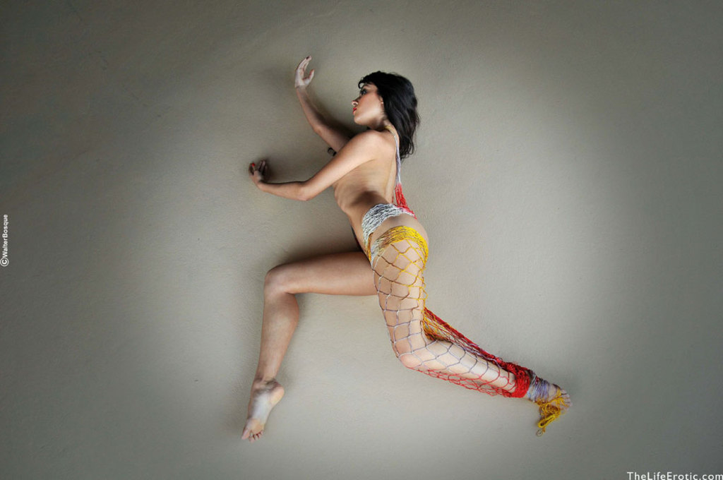 Tamara Hot Nude Babe In Studio 01