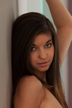 Erotic Girl Nika Nude