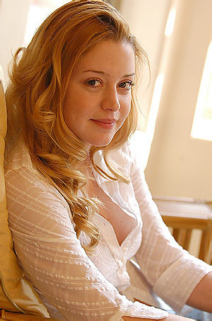 Cute Young Blonde Dreamgirl 