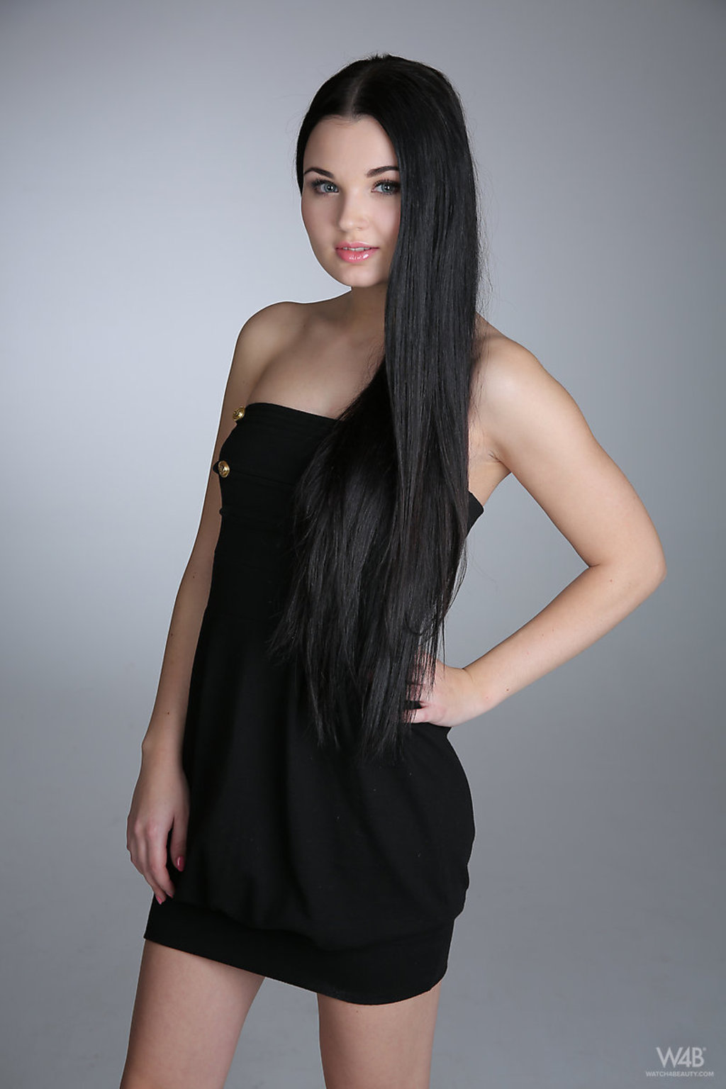 Celeste In The Studio 00